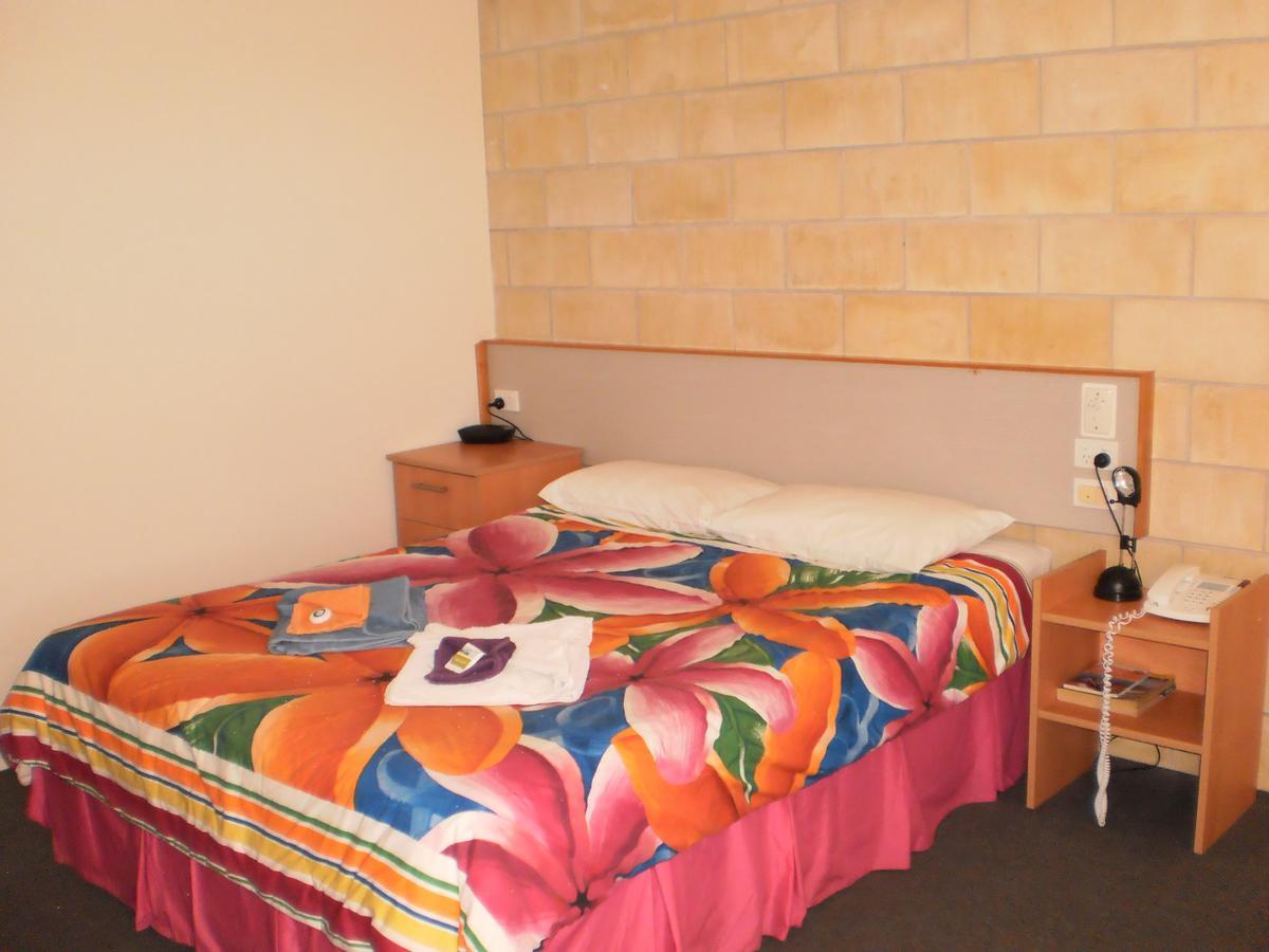 Country View Motel Ilbilbie Dış mekan fotoğraf
